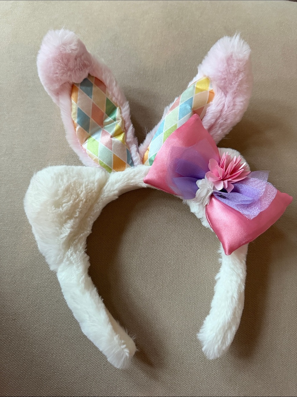 Universal Studios Japan Hello Kitty Bunny Ear Headband with Pink Bow